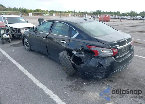 2018 Nissan Altima 2.5 Sl z USA, uszkodzony, nr VIN 1N4AL3AP3JC127596